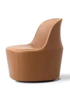 Gomo Lounge Chair 5721 by Hugo Passos
