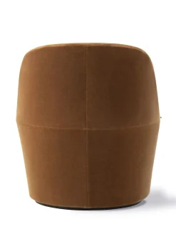 Gomo Lounge Chair 5721 by Hugo Passos