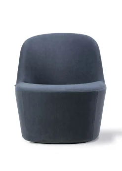 Gomo Lounge Chair 5721 by Hugo Passos