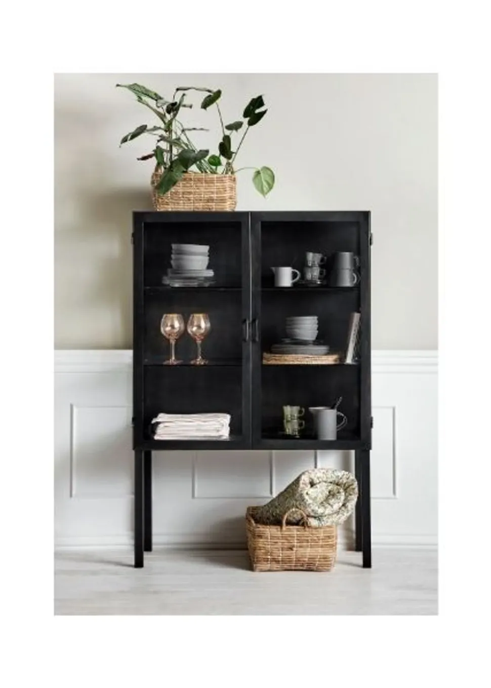 GRADE display cabinet