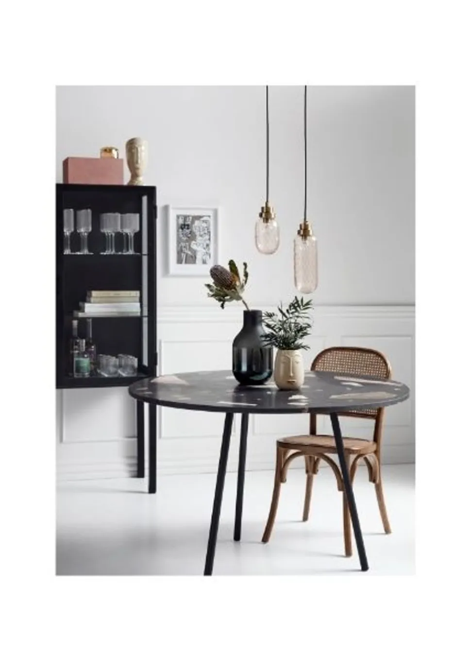 GRADE display cabinet