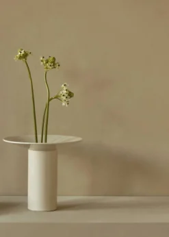 Hana Vase
