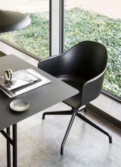Harbour Dining Chair / Black Star Base w. Swivel