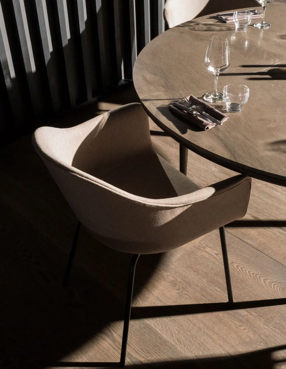 Harbour Dining Chair / Black Steel Base