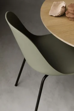 Harbour Side Dining Chair / Black Oak Base