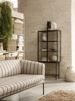 Haze Vitrine - Reeded Glass