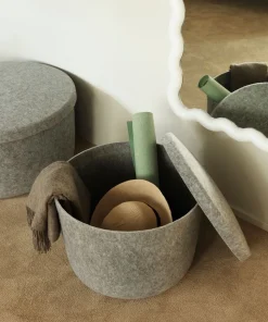 Hide Storage Pouf Small