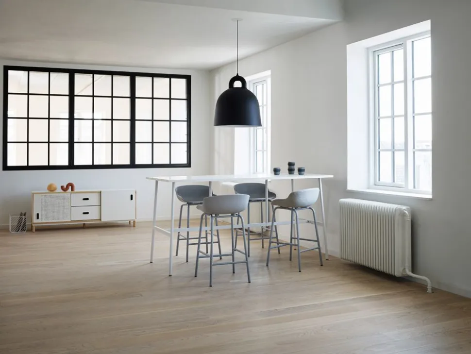 Hyg Barstol by Simon Legald