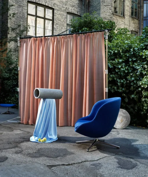 Hyg Lounge Chair by Simon Legald / Low