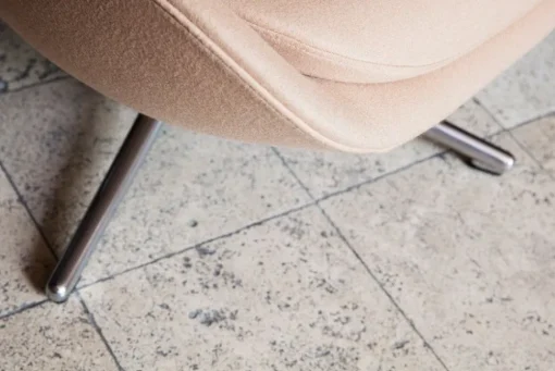 Hyg Lounge Chair by Simon Legald / Low