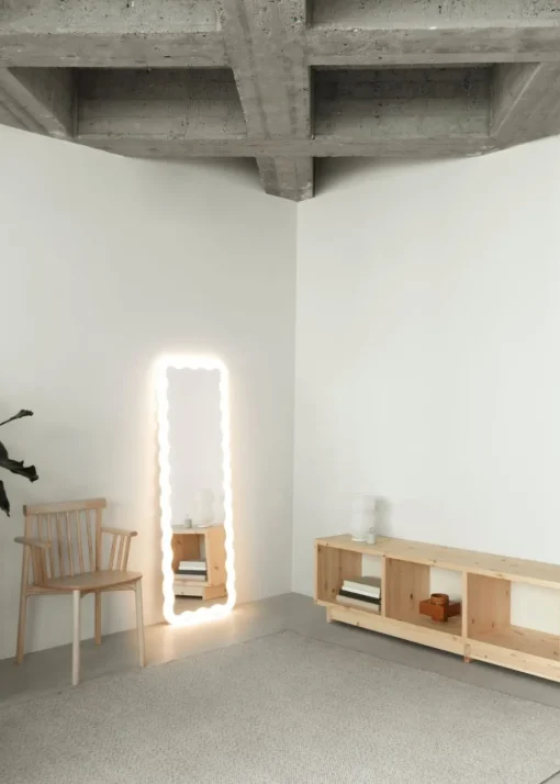 Illu Mirror
