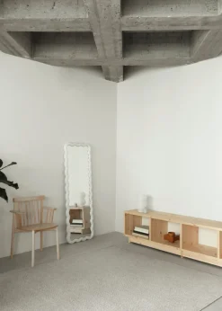 Illu Mirror