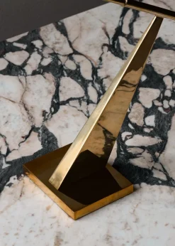 Interconnect Candle Holder