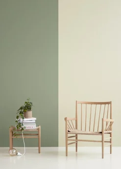 J82 by Jørgen Bækmark