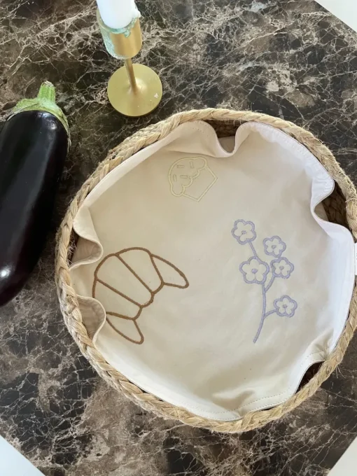 Jou Embroidery basket napkin
