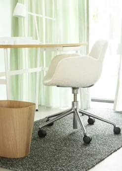 Journal desk