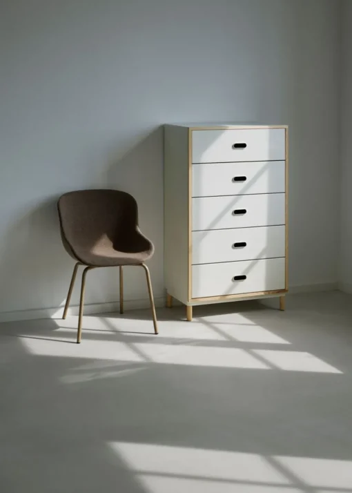 Kabino Dresser