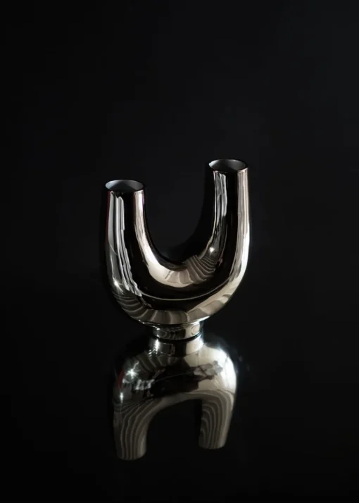 Kazumi vase