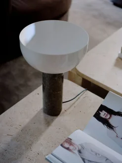 Kizu Table Lamp