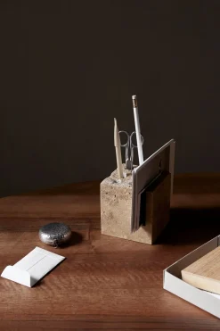 Klint Pencil Holder