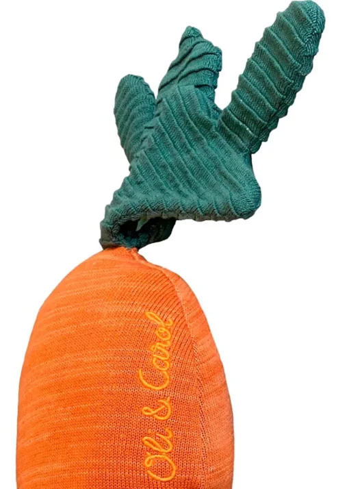 Knitted Cushion - Oli&Carol