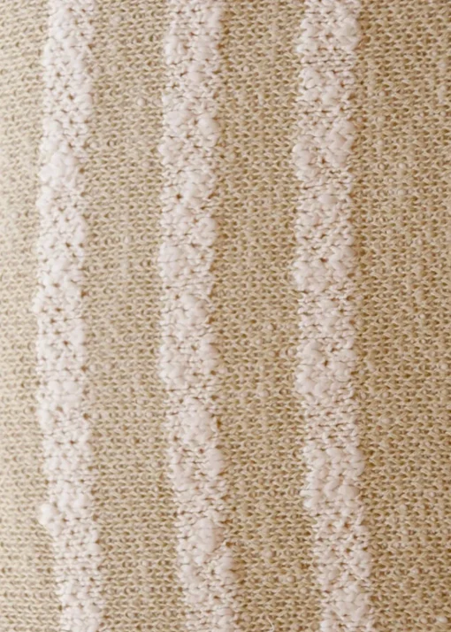 Knitted Cushion Duetto