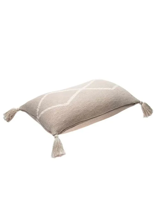 Knitted Cushion Oasis