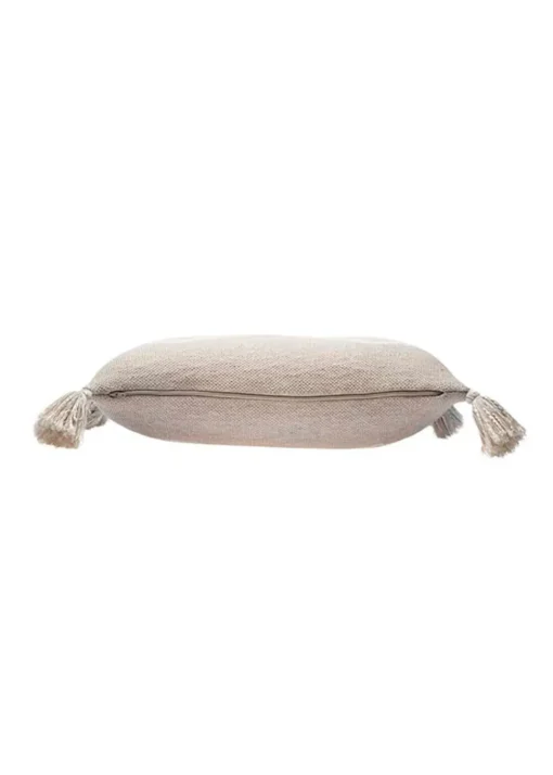 Knitted Cushion Oasis