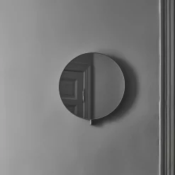KOLLAGE Mirror