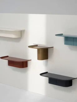 Korpus shelf