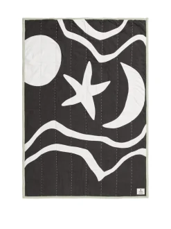 Kove Applique Quilted Blanket