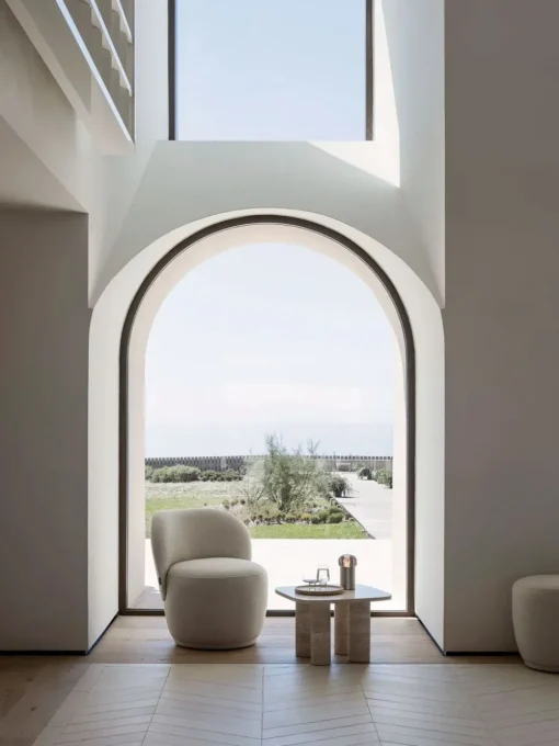 Kuon Armchair