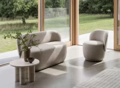 Kuon Armchair