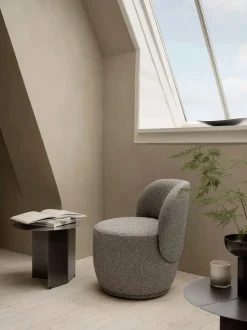 Kuon Armchair