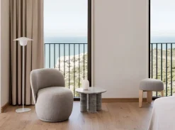 Kuon Armchair