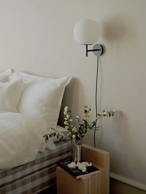 Lantern Wall Lamp
