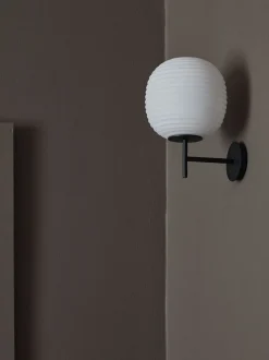 Lantern Wall Lamp