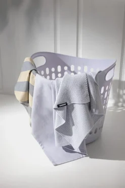 Laundry basket