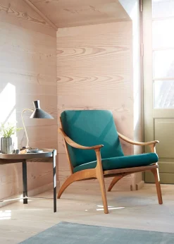 Lean Back Chair