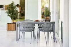 Lean Chair