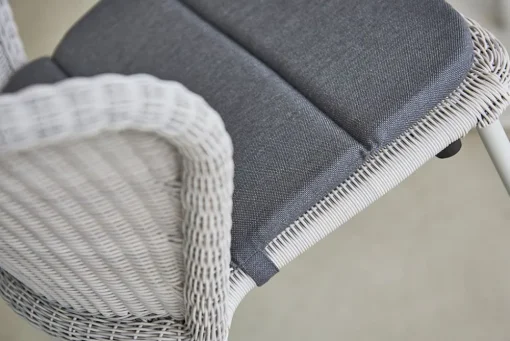 Lean Chair