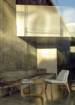 Lean Lounge Chair