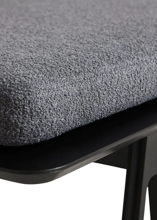 Level Daybed