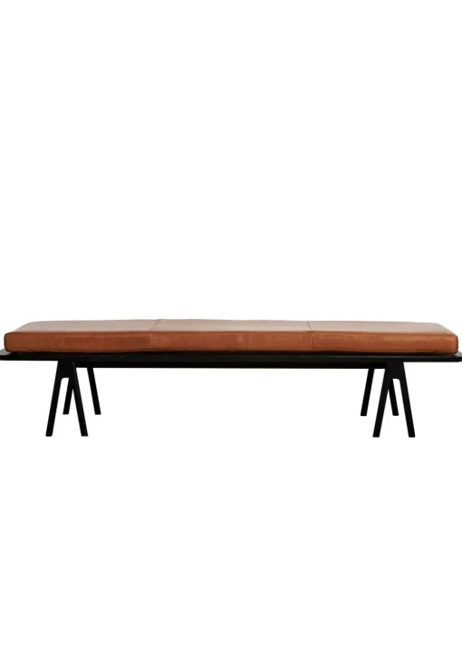 Level Daybed