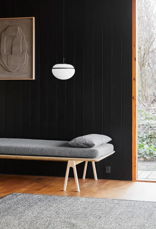Level Daybed