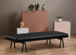 Level Daybed