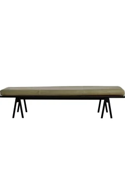 Level Daybed