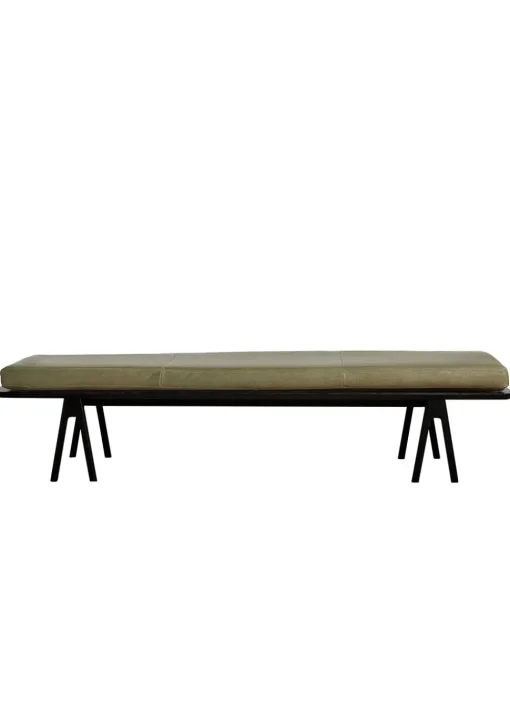 Level Daybed