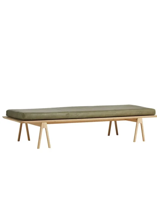 Level Daybed