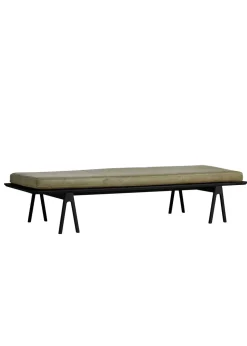 Level Daybed